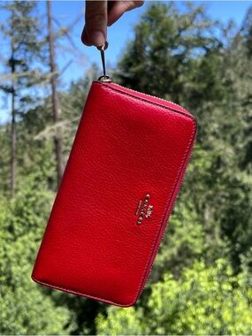 COACH Long Zip-Around Leather Wallet Red w Gold Hardware AUTHENTIC